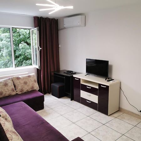 Confortable Cozy Apt Bucarest Exterior foto