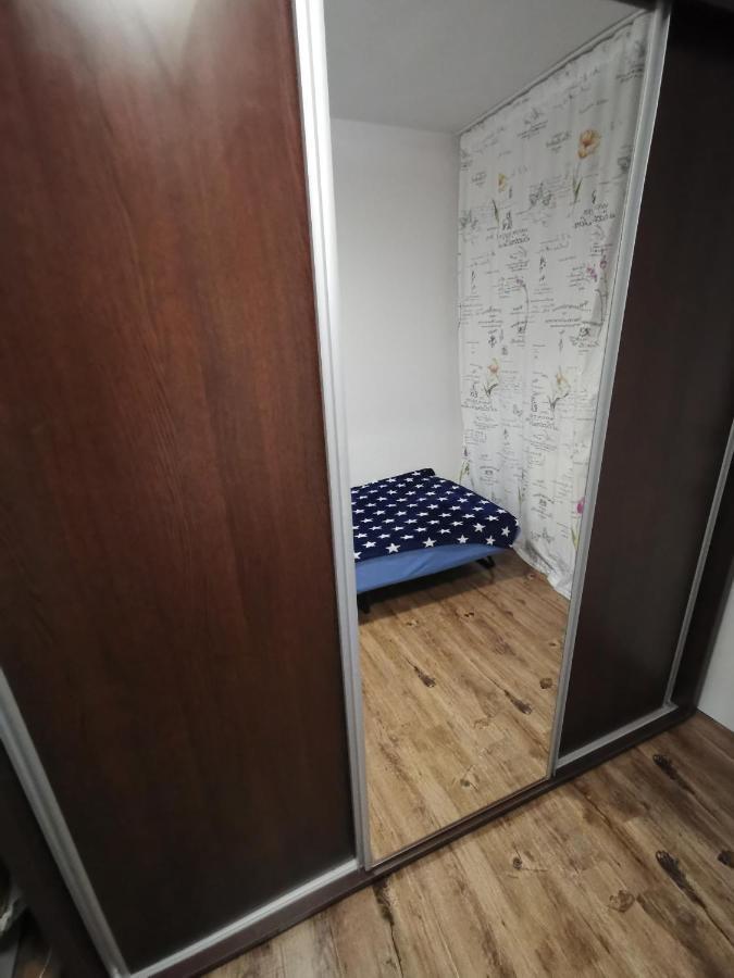 Confortable Cozy Apt Bucarest Exterior foto